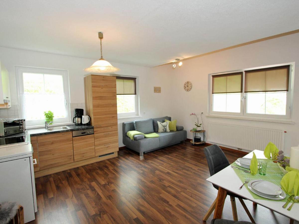 Modern Apartment In Hochgallmigg With Balcony Kültér fotó